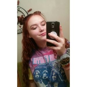 Meet your Posher, Brooke